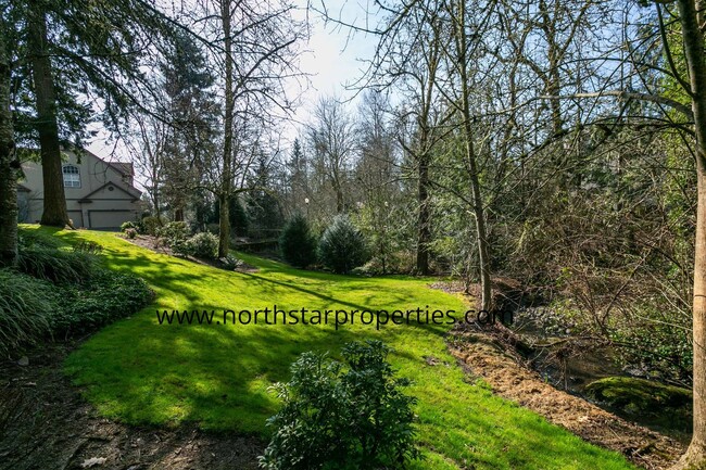 Building Photo - Stunning Home in Hidden Creek