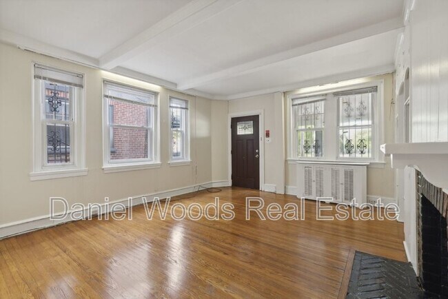 Building Photo - 5804 Greene St