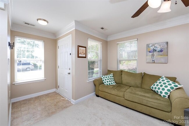 Building Photo - 1537 Tyger Brook Ln