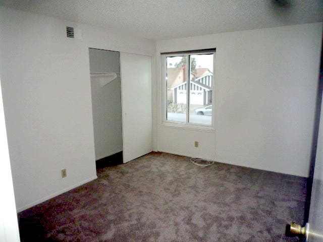 Building Photo - 7882 Comstock Cir