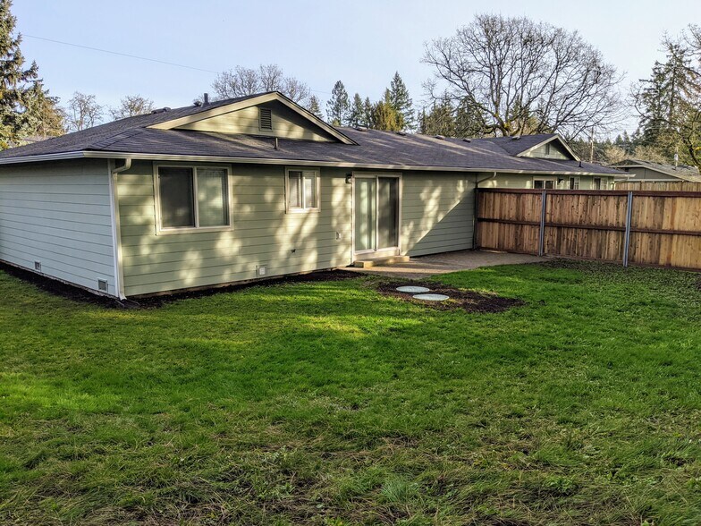 Patio - 17416 8th Avenue Ct E