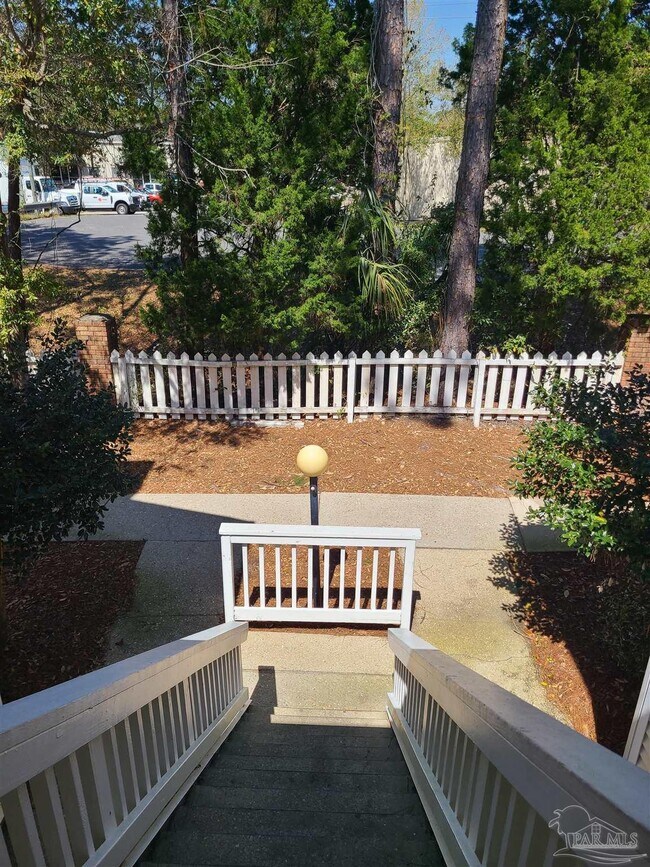 Building Photo - 501 E Burgess Rd