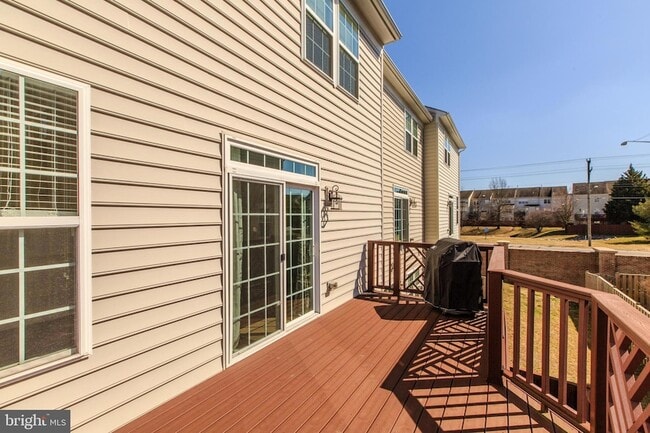 Building Photo - 6266 Summit Point Ct