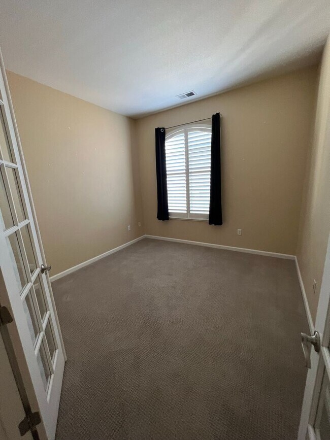 Building Photo - 9900 Wilbur May Parkway Unit 2406 / Just R...