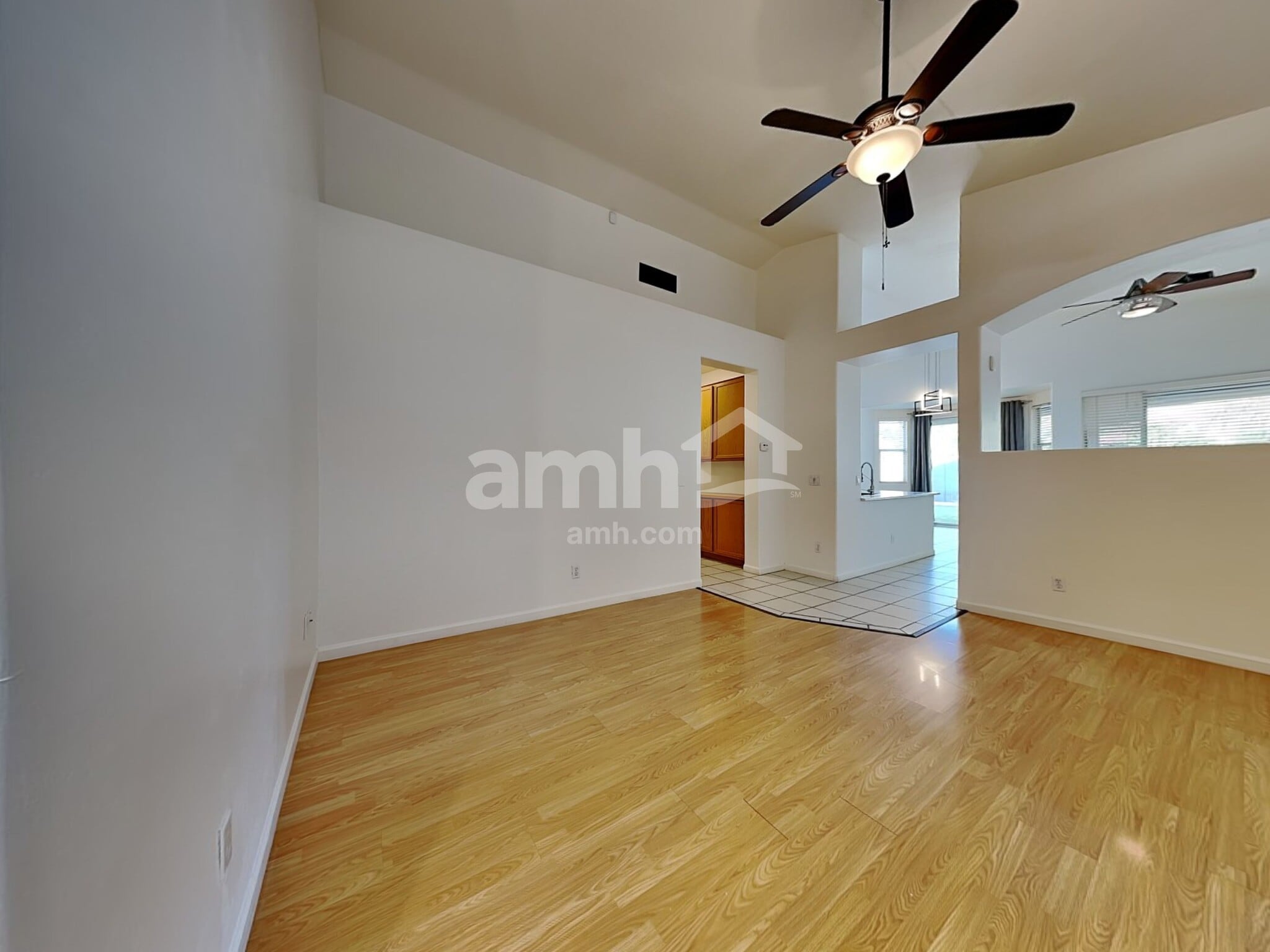 Building Photo - 837 S Roanoke St