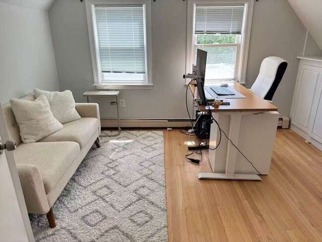 Building Photo - 38 Penn St