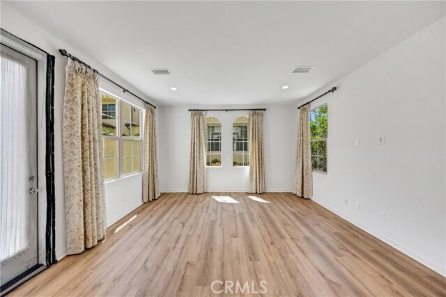 Building Photo - 137 Briarberry