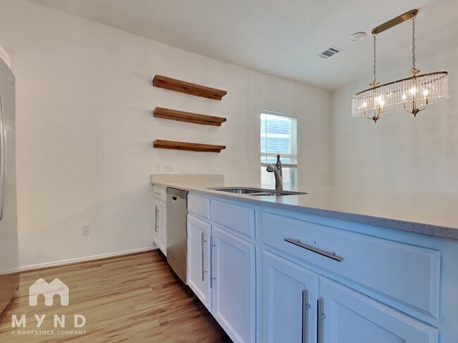 Building Photo - 128 Vulcan Dr
