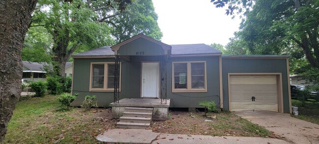 Building Photo - 4129 Lamar Ave