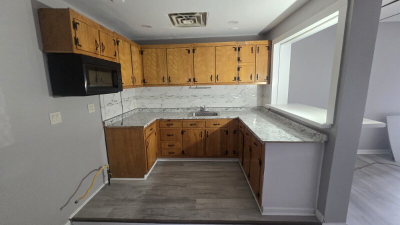 Building Photo - 386 Park Ave