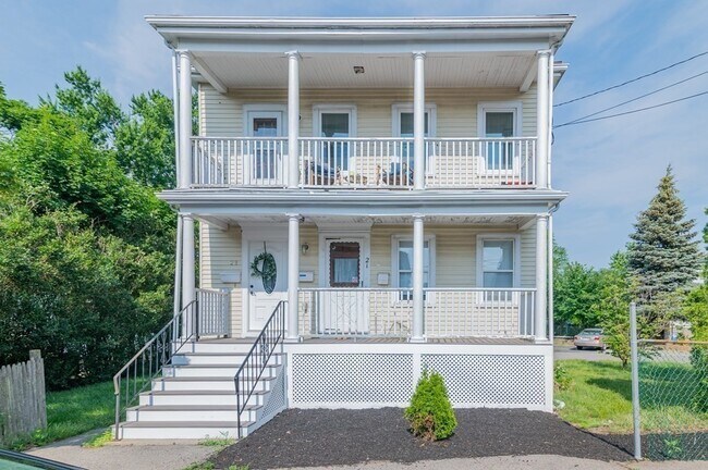 Primary Photo - 23 Harrington Ave