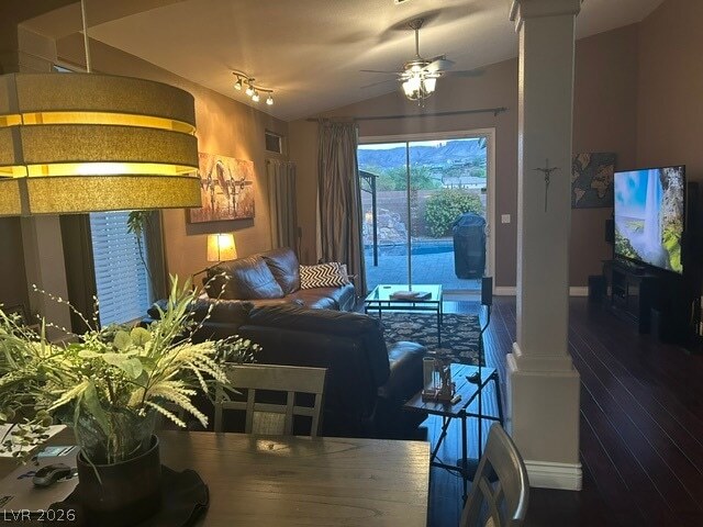 Building Photo - 261 McNerney Dr