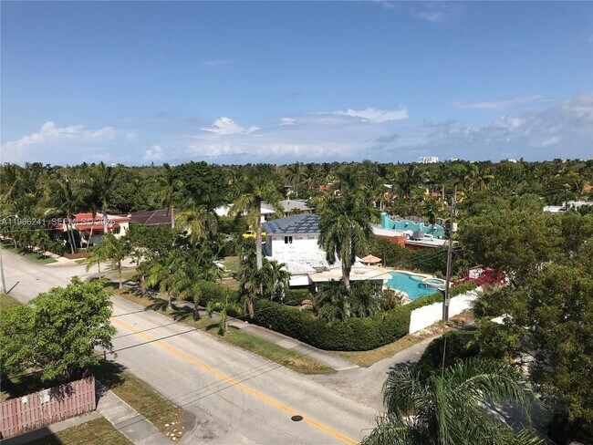 Building Photo - 1701 Washington St