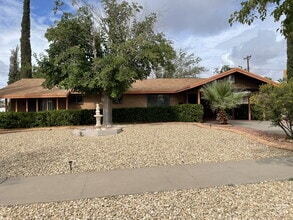 Building Photo - 10028 Cork Dr