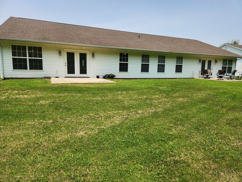 Building Photo - 1643 Landon Ln