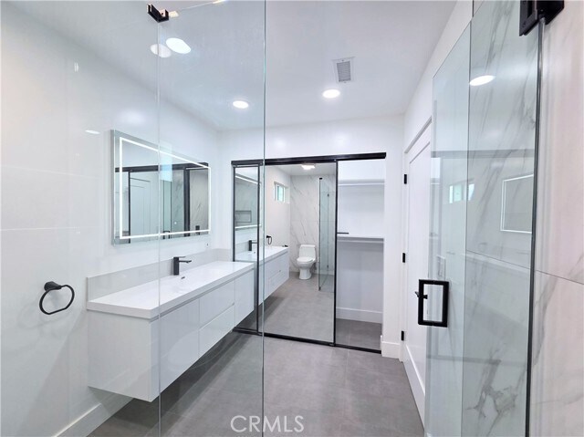 Building Photo - 3041 Yellowtail Dr