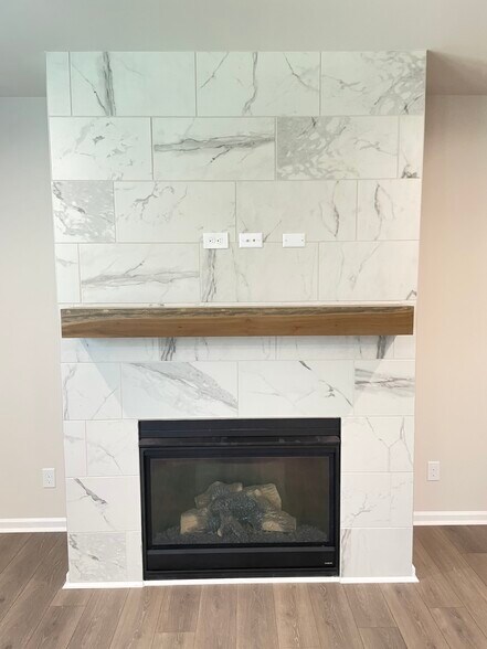 Building Photo - 5975 Stargazer Way