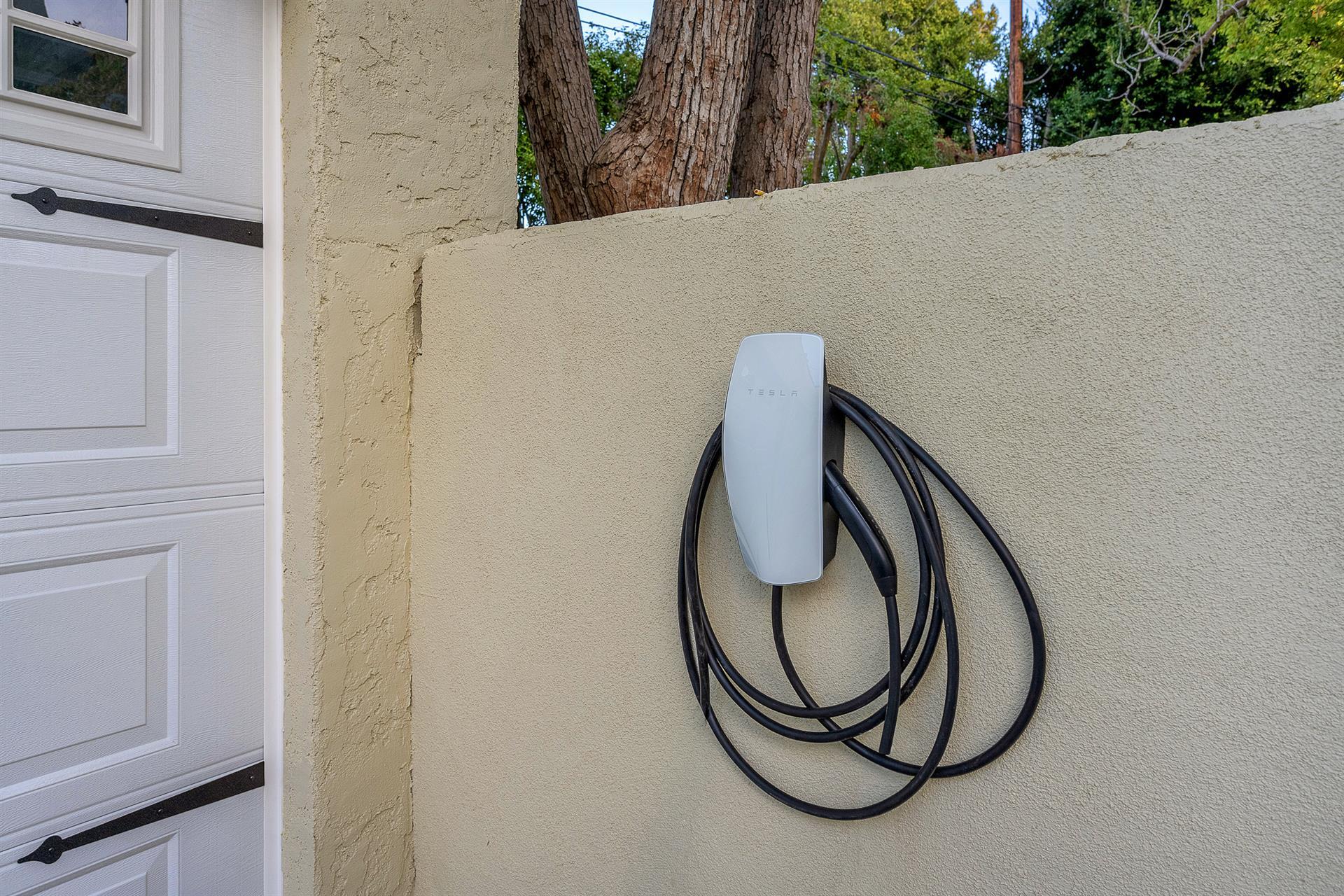 Building Photo - 10281 Dunleer Dr