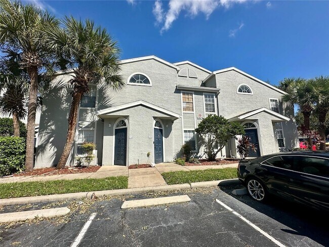 Building Photo - 1612 Columbia Arms Cir