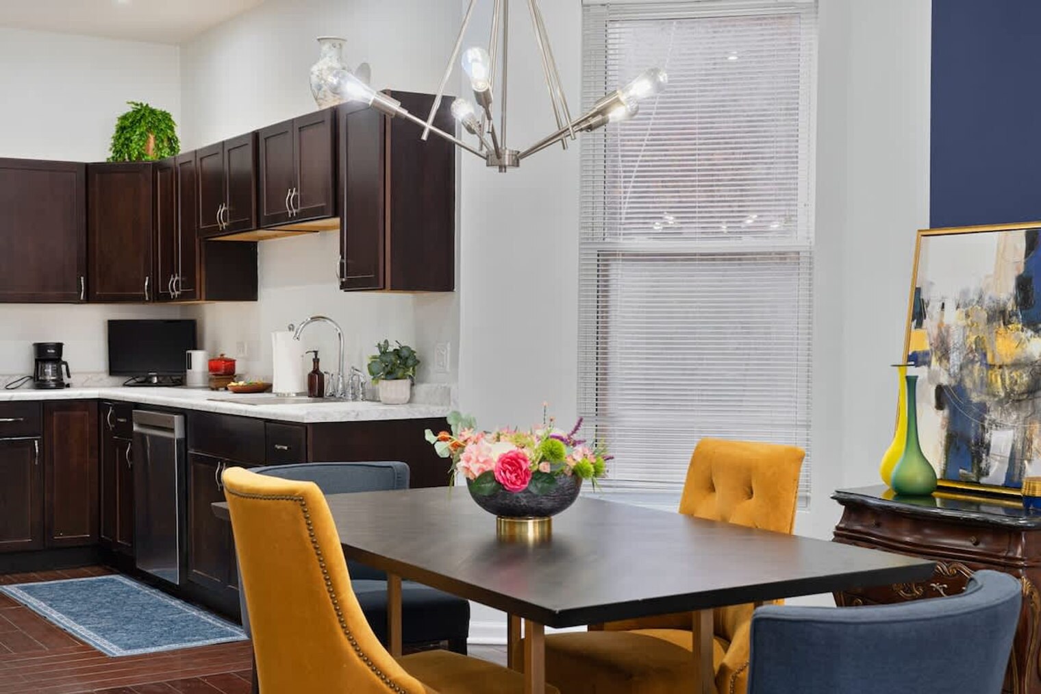 Building Photo - 2851 W Wilcox St