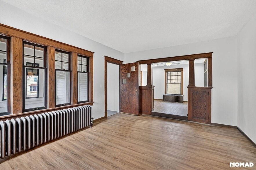 Building Photo - 329 S 2nd St