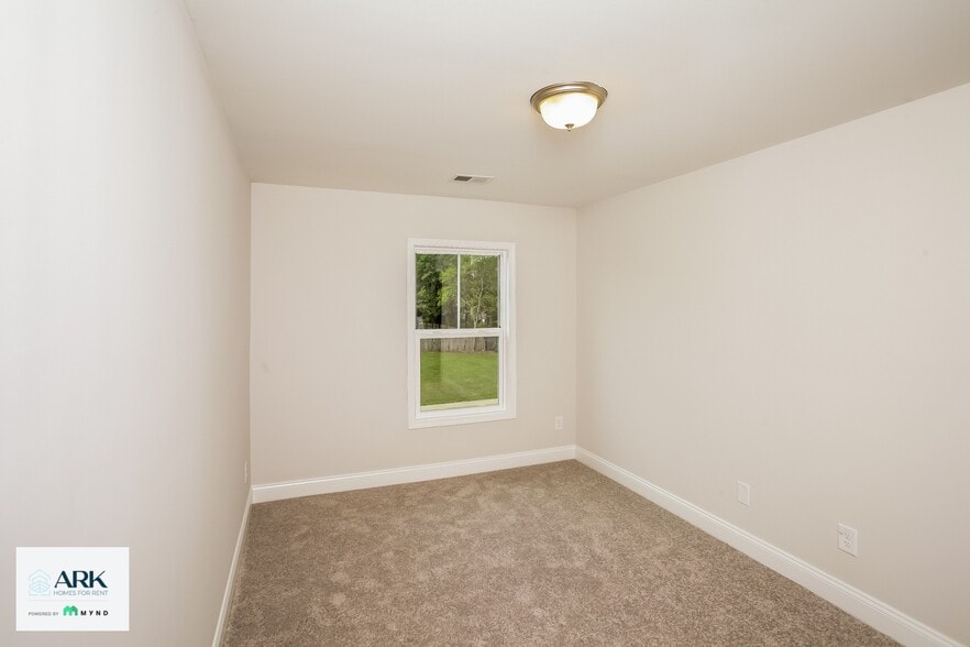 Building Photo - 122 Sidney Walk Ln