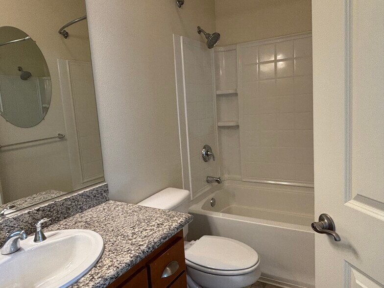 second bath - 180 Oberg Ct