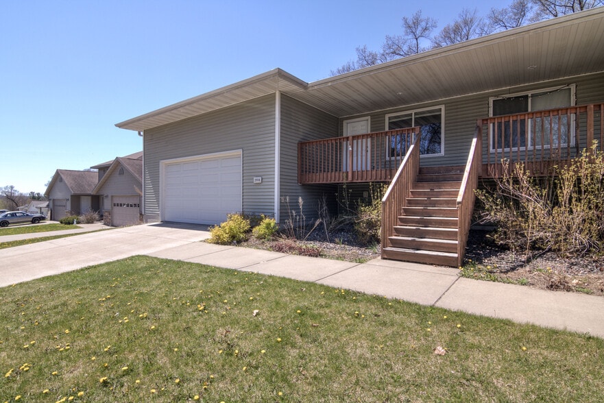 Building Photo - 3904 London Rd