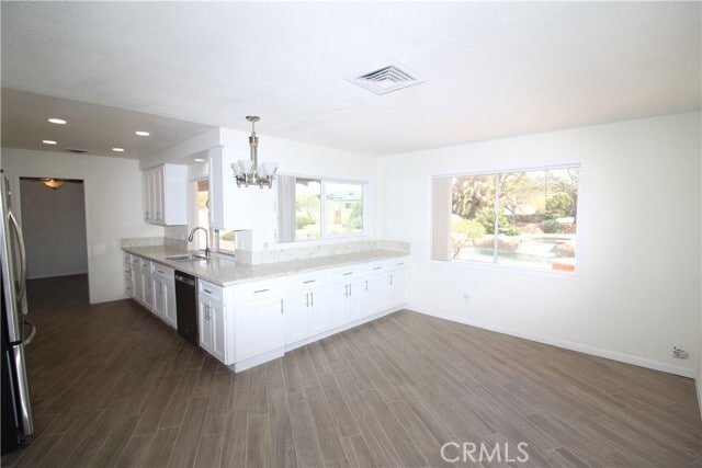 Building Photo - 57801 San Tropeze Dr