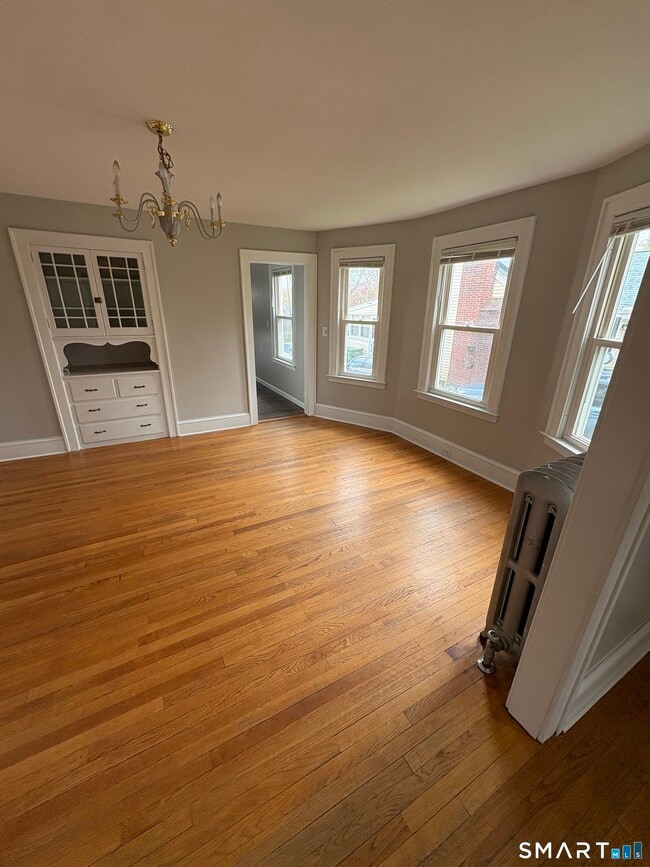 Building Photo - 250 Deerfield Rd