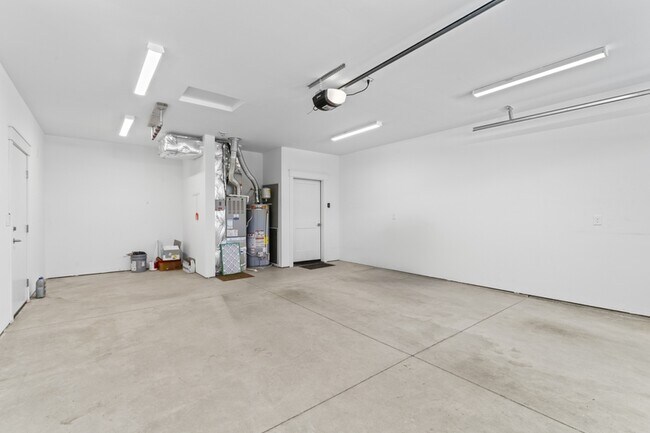 Building Photo - 12567 W Nabesna St