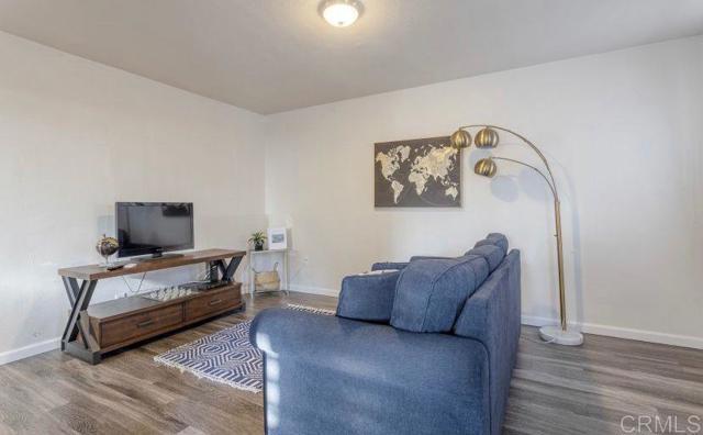 Building Photo - 1272 4th Ave