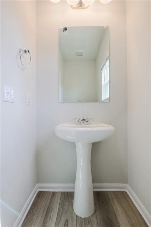 Building Photo - 16811 Radiant Dr