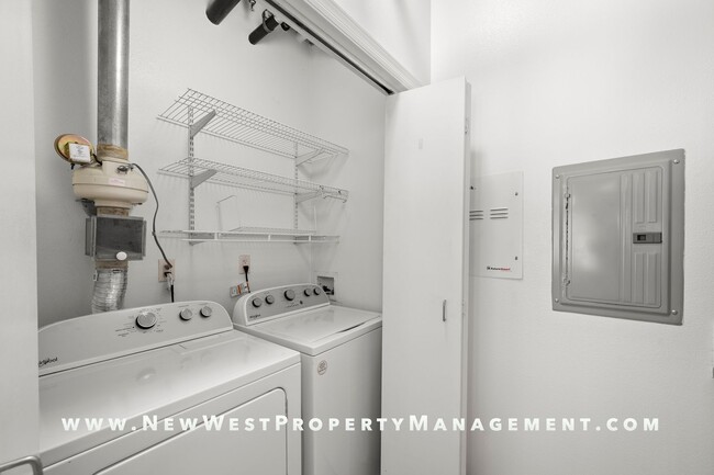 Building Photo - Expansive East Village loft at Parkloft, a...