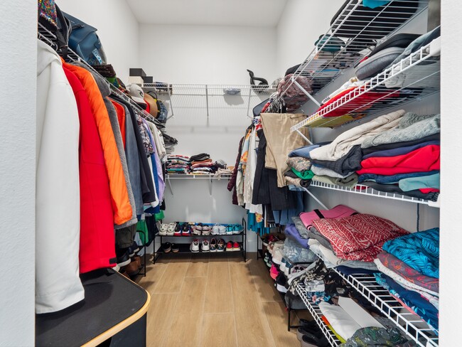 Building Photo - 239 Hampton Loop