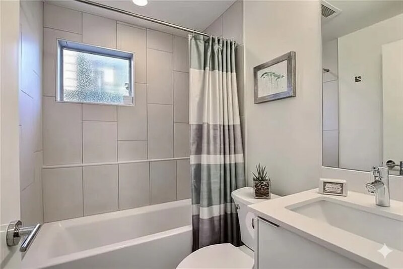 Building Photo - 8507 18th Ave NW