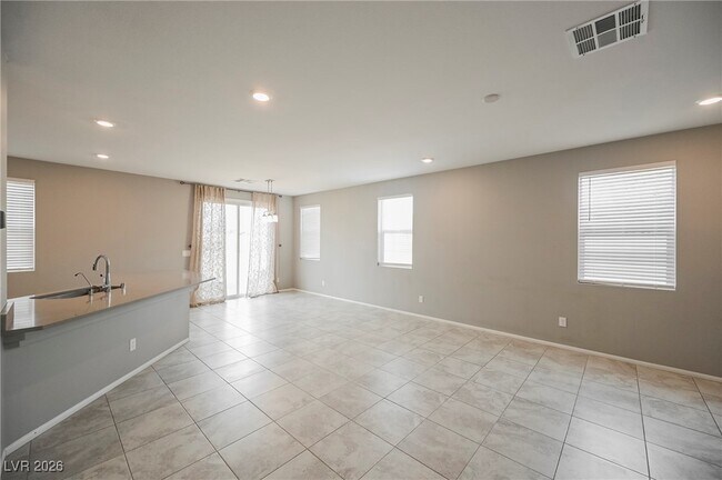 Building Photo - 6679 Velletri St.