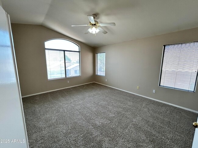 Building Photo - 8239 W Voltaire Ave