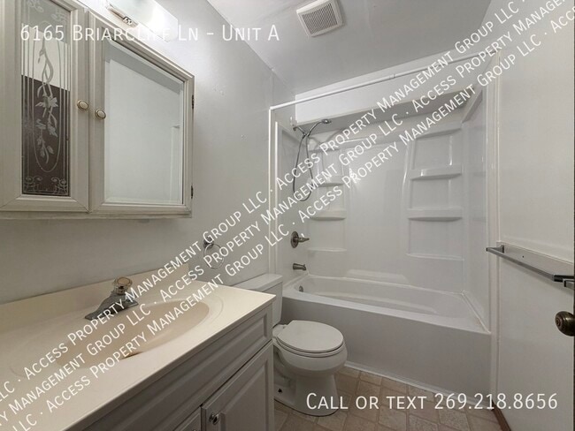Building Photo - 6165 Briarcliff Ln