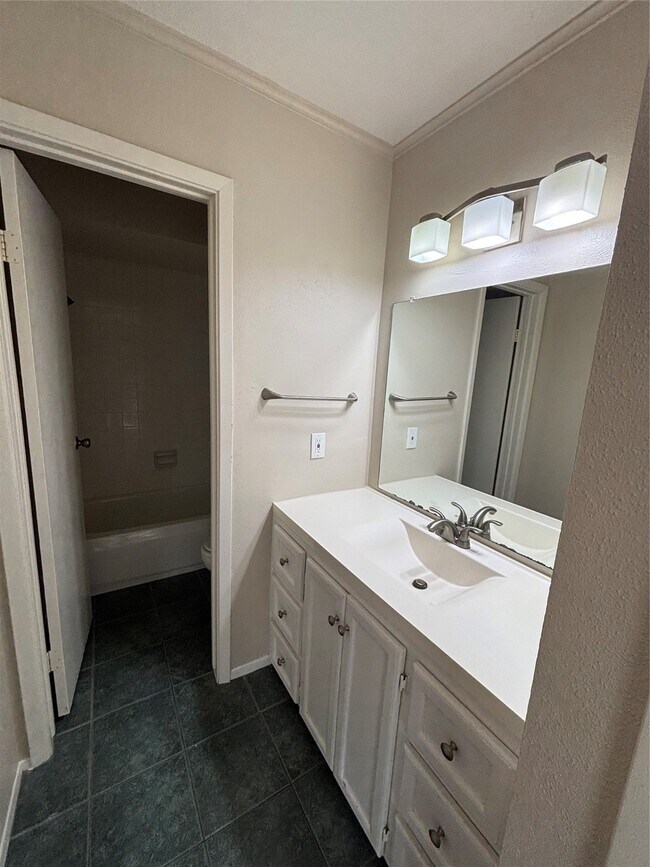 Building Photo - 14515 Wunderlich Dr