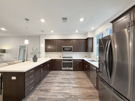 Building Photo - 262 Agustin Narvaez St