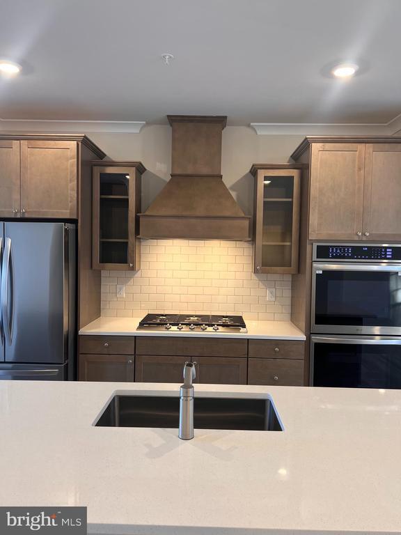 Building Photo - 7551 Dundee Rd