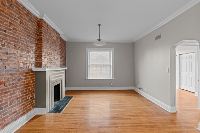 Building Photo - 5783 McPherson Ave