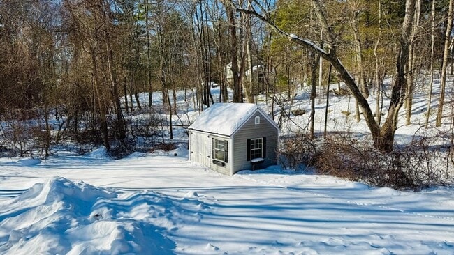 Building Photo - 294 Hayden Rowe St