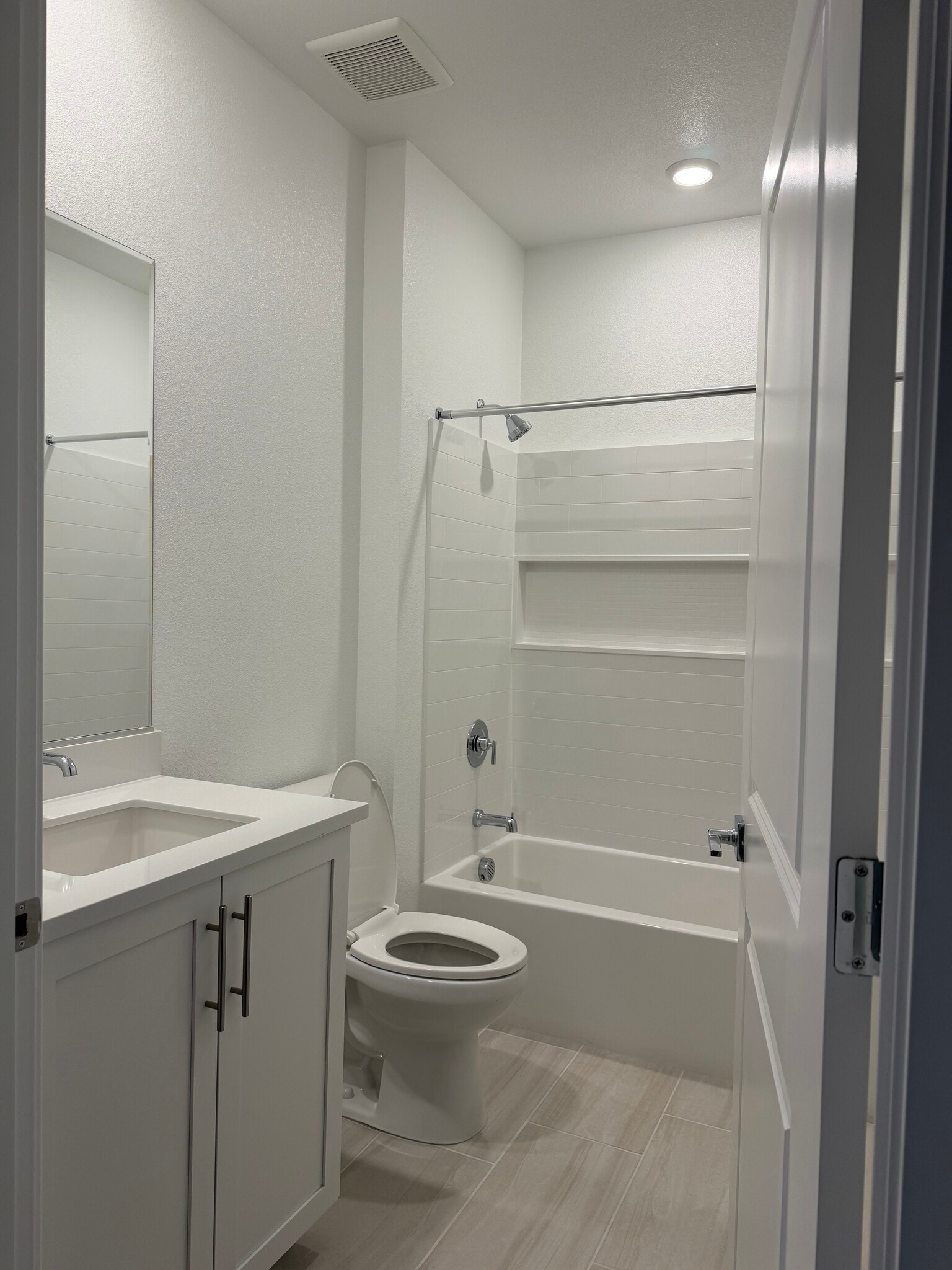 Bathroom - 1467 N Girardi Dr