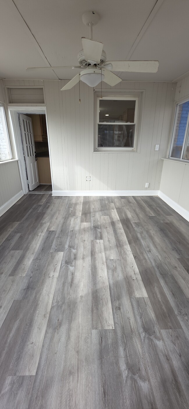 Building Photo - 2515 Christian St