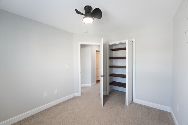Building Photo - 282 Judson Wy