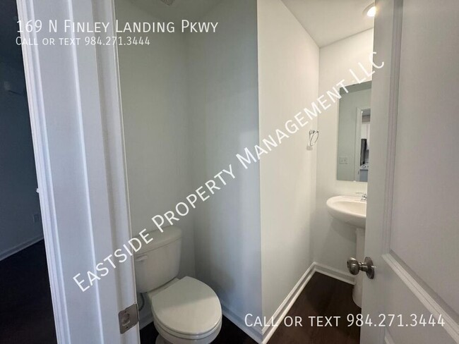 Building Photo - 169 S Finley Lndg Pkwy