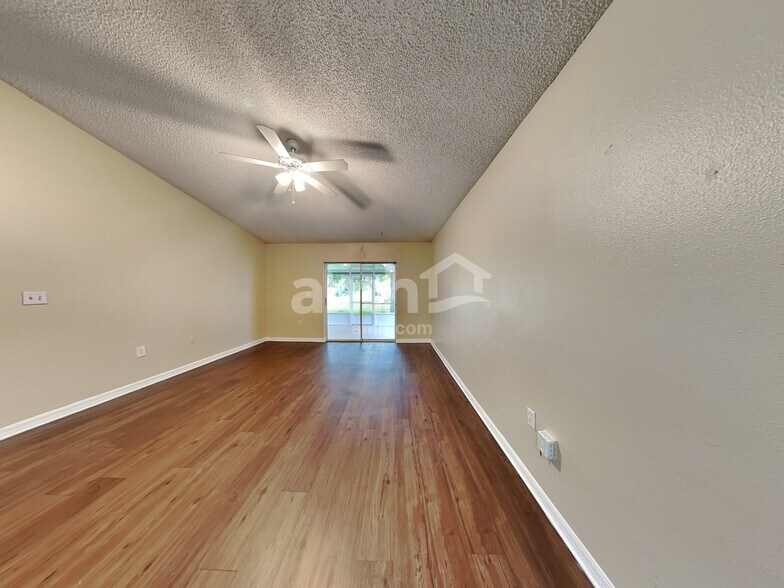 Building Photo - 7187 Rutland Ct