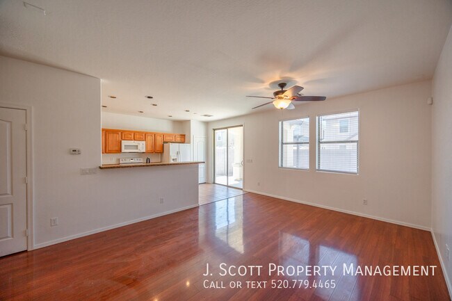 Building Photo - 3425 E Bartlett Dr